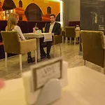 Szálloda Hilly 4*
