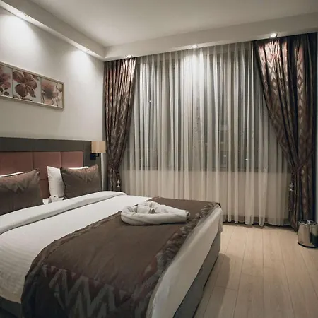 Hotel Hilly