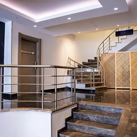 Hilly Hotel