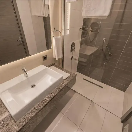 Hotel Hilly